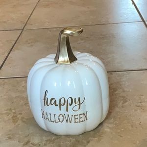 CLASSY Halloween Pumpkin Decor